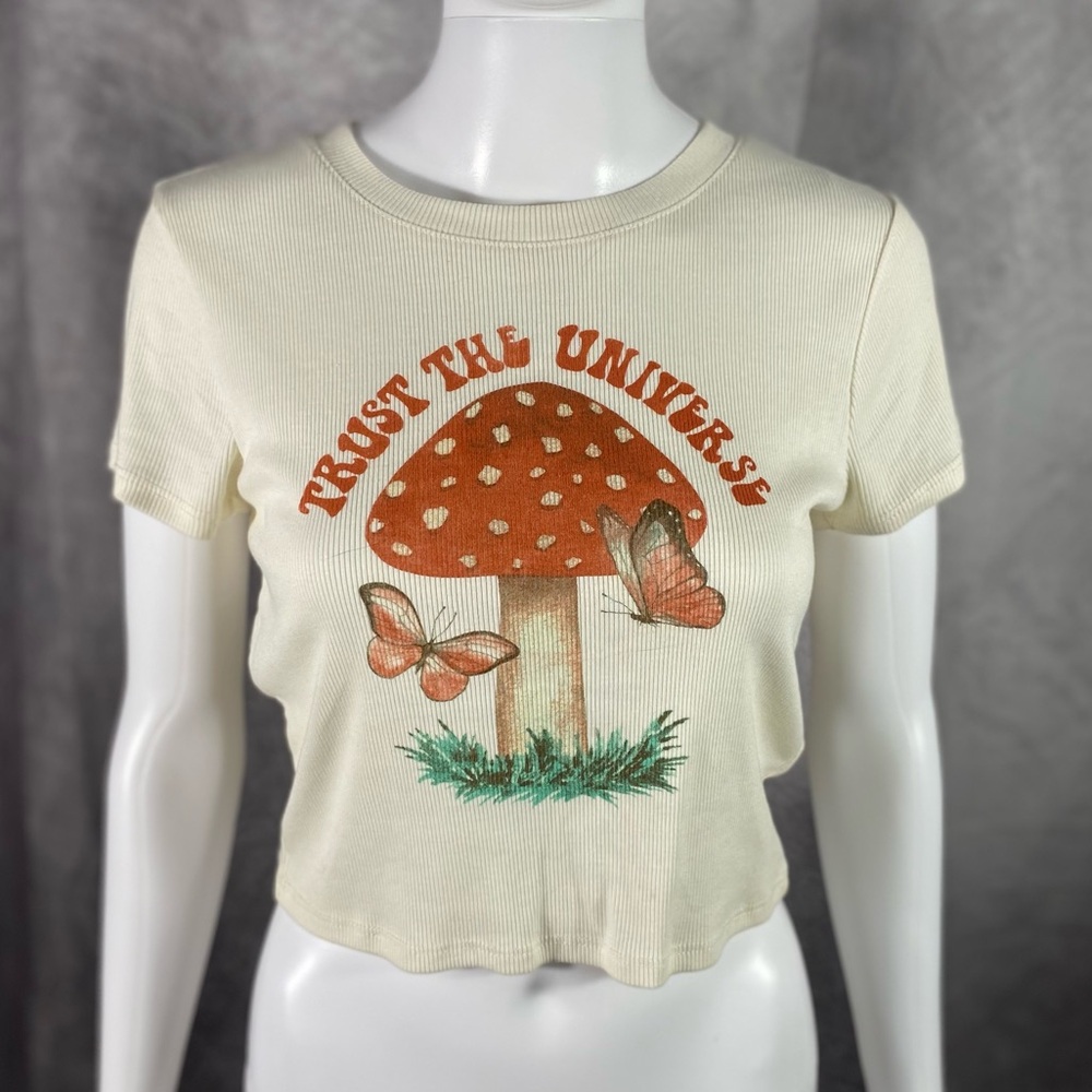 Cut & Paste Cream Trust The Universe Mushroom Crop T